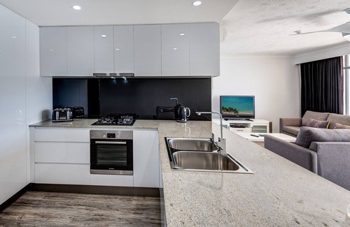 Hamilton Island Apartment | Whitsunday Apartment West 1002