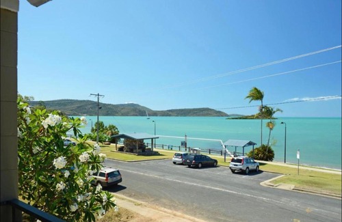 Cannonvale Apartment | Whitsunday Waterfront Unit 15
