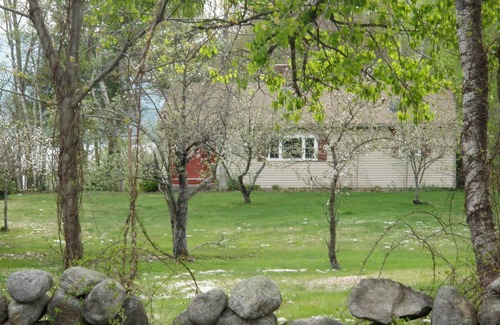 Bridgewater Cottage | Whittemore Shores Cottage On Newfound Lake, Beach & Lake Access, Sleeps 8
