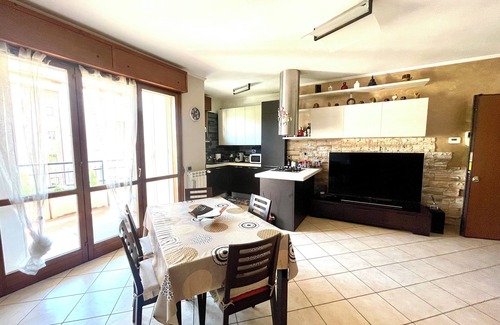 Zona XVI Torrenova Apartment | WHOLE APARTMENT GREAT FOR FAMILIES AND CLOSE TO ALL AMENITIES