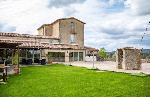 Ferrieres-les-Verreries House | Whole lodging : Gîte Gardien-région Pic St Loup, Gîte Gardien-région Pic St Loup