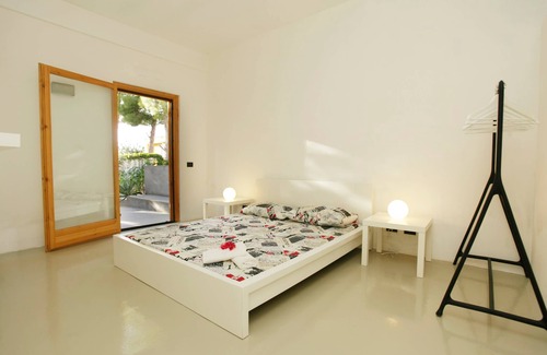 Torre Colonna-sperone Hotel | Whole Modern Villa with Pool and Near the Sea