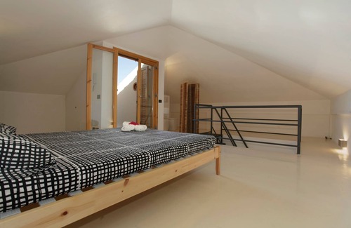Torre Colonna-sperone Hotel | Whole Modern Villa with Pool and Near the Sea