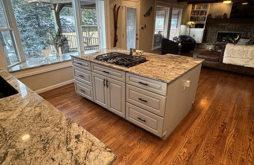 Rockrimmon House | Why Settle?—Level Up To Awesome Views Privacy & Fun Galore for 12 Hot Tub!