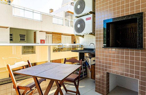 Ingleses Sul Apartment | WI-FI 240MB | 150m from the Beach | Pool #IA07D