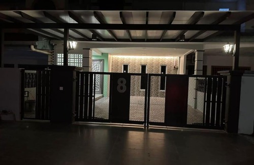 Ipoh House | (WI-FI) Ipoh Holiday Big House double storey DR8