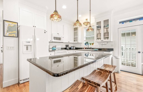 Logsden House | Wicked Anemone in Olivia Beach