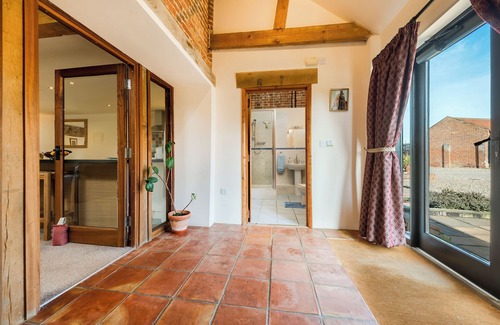 Beccles Cottage | WIDGEON, pet friendly, character holiday cottage in Wheatacre