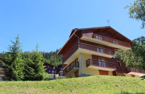 Valfrejus Apartment | Wifi, 2nd floor, view mountain, tv, ski locker, 36m², Valfréjus