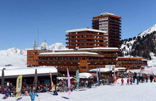 Plagne Centre Apartment | Wifi, 50m from resort center, fitness, tv, ski locker, 80-92m², La Plagne