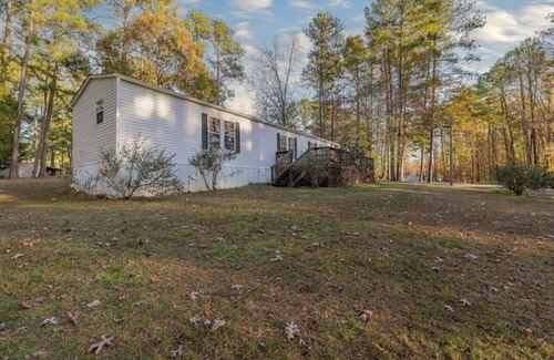 Henrico House | WiFi & Dog Friendly ~ Lake Gaston