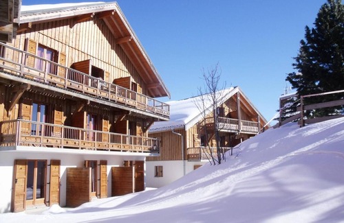 La Toussuire Apartment | Wifi, fitness, swimming pool, parking, ski locker, 27m², La Toussuire