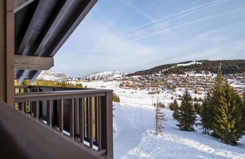 Les Saisies Apartment | Wifi, view mountain, fitness, swimming pool, sauna, hammam, balcony, parking, tv, ski locker, 65m²