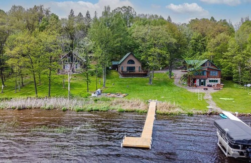 Ladysmith House | Wiggle Weigel Lodges