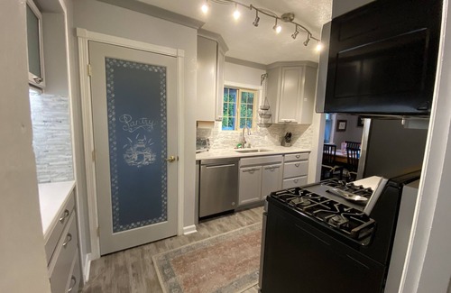 South Central House | Wilbur where's the beach? 1065 Wilbur St SE Salem, OR has a beach themed cottage
