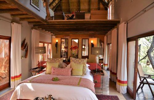 Rooiberg Cabin | Wild and Free Game Lodge