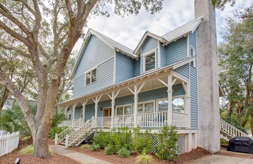 Isle of Palms House | Wild Dunes Home in Grand Pavilion area - Access to Amenities