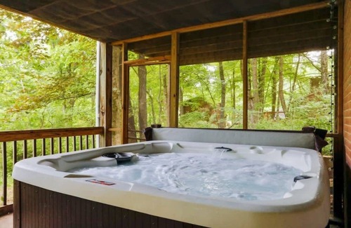Berkeley Springs Cabin | Wild Flower Summary:
