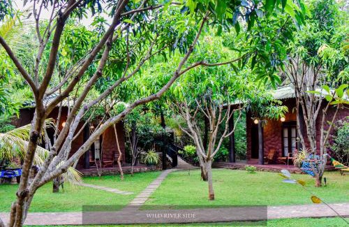 Udawalawa Cabin | Wild River Side