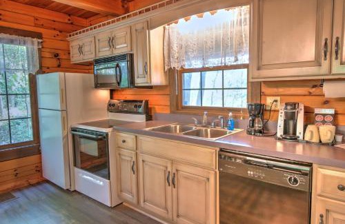 Millersburg House | Wild Rose Cabin by Amish Country Lodging
