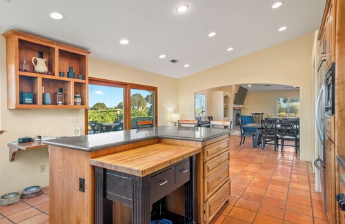 Paso Robles House | Wild Vines - Amazing Vineyard Views
