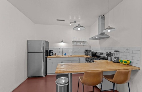 Rincon Heights House | Wildcat Chalet Walking to U of A