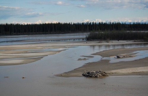 Fairbanks House | Wilderness and Aurora views yet close to town