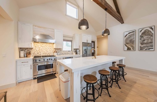 Eureka House | Wilderness Club Haven for 12!