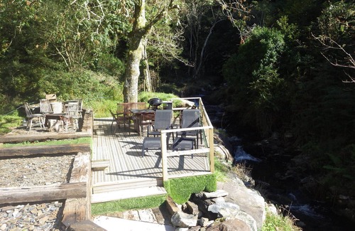 Cwrt Cottage | Wilderness Retreat/Riverside terrace and close to the coast.
