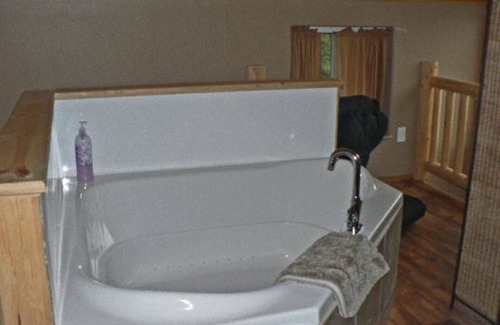 Soldotna Ski Chalet | Wilderness setting yet only minutes from Soldotna Alaska and Kenai River