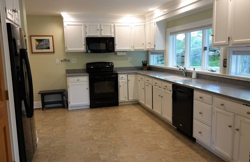Seal Harbor House | Wildwood Cottage in Seal Harbor - the ideal location for your Acadia adventures!