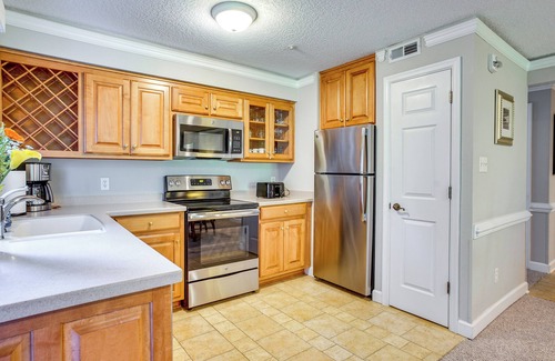 Kingsmill Condo | Williamsburg Condo Rental: 3 Mi to Busch Gardens!