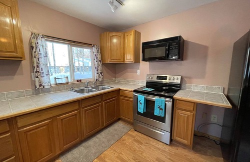Willow Ski Chalet | Willow Forest Cabin with Sauna, Pet and Family Friendly