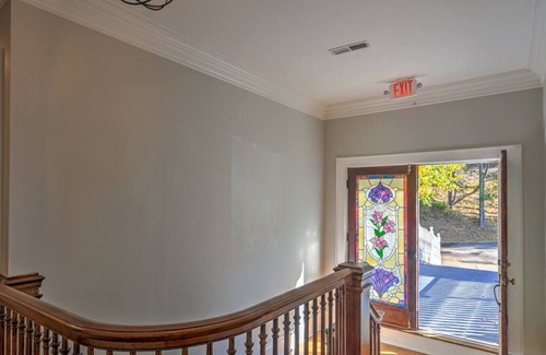 Swannanoa House | Willow Ridge Lodging & Events