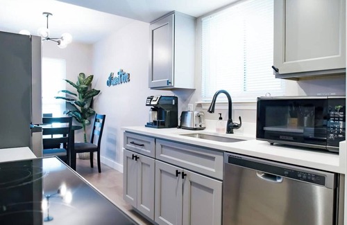 St. Edwards Apartment | Willowrun A (Entire Unit)