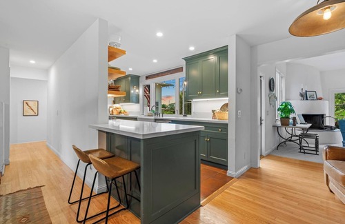 Olde Carlsbad House | Wilson Ranch- Charming 1/2 acre, 3 bedroom in coastal Old Carlsbad.