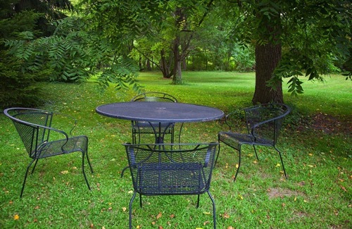 La Crosse House | Wilson Schoolhouse Inn-nIdeal For Family Gatherings Or 2-3 Couples