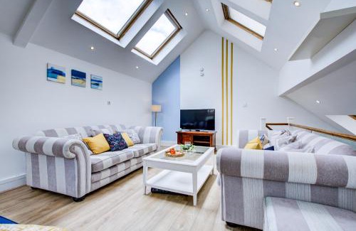 Wimbledon House | Wimbledon Close to AELTC, Station En-Suite