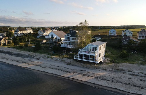 Bowers Beach House | Wind Song Getaway on the Beach