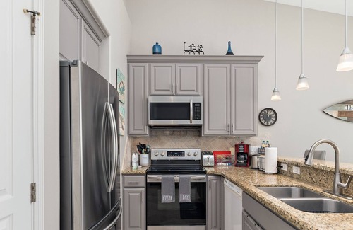 South Padre Island Condo | Wind & Waves for your perfect island getaway!
