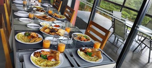 Deltota Hotel | Windloft Retrat Hotel