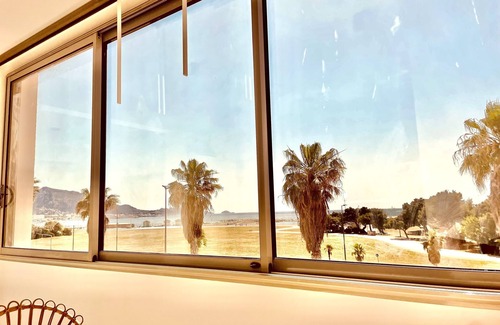 La Plage Apartment | Window on the sea
