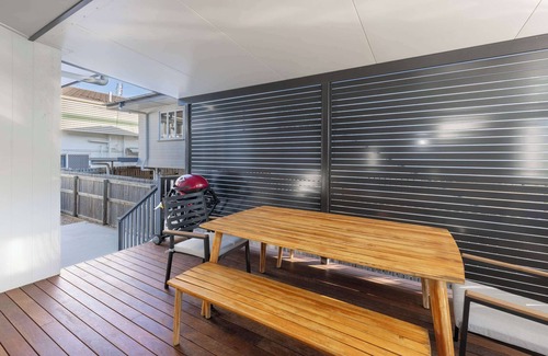 Hermit Park House | Windsor Charm - Unit Two