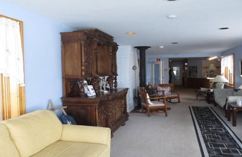 Port Elgin House | Windspire on Saugeen Shores