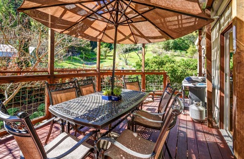 Forestville House | Wine Country Hideaway: 4BR, 2200Sf Home With Swimming Pool and Pickleball area