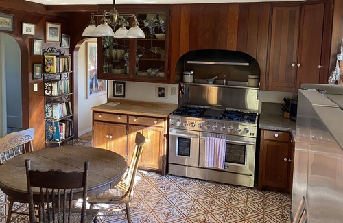 Geyserville Other | Wine Country Home Located in Dry Creek Valley