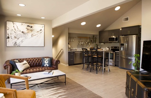 Sonoma Apartment | Wine country living meets NYC style