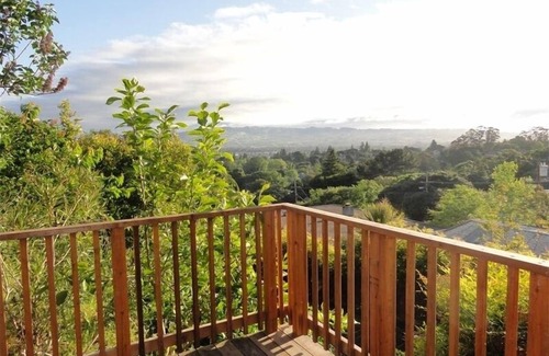 Petaluma Apartment | Wine Country Studio in Central Petaluma. View. Pool. Long term rates. No fees