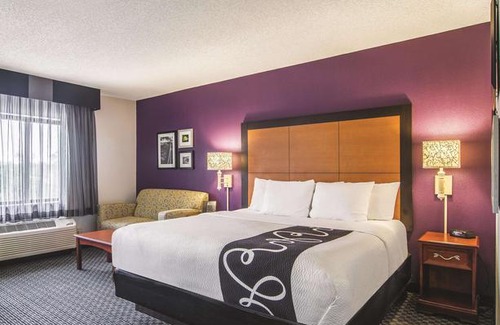 Dock Junction Hotel | Wingate by Wyndham Brunswick