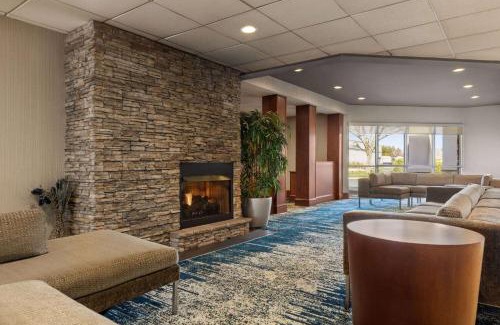 Skyland Hotel | Wingate by Wyndham Fletcher at Asheville Airport